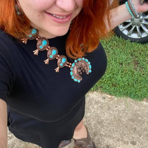 Meet your Posher, Misty - Picture 2 of 5